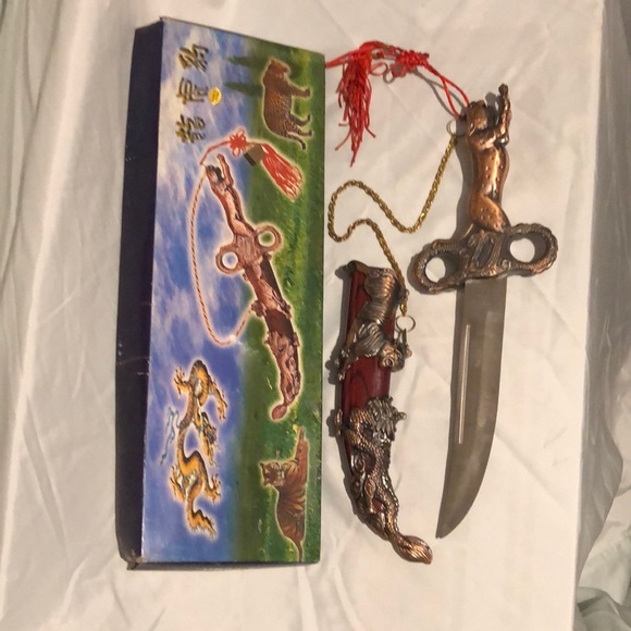 Decorative knife - Picture 2 of 9